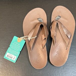 OluKai Women's Brown Leather Sandals